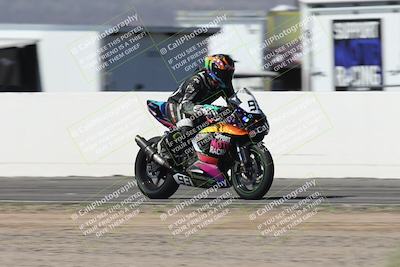 media/Oct-05-2025-CVMA (Sun) [[beeef4f201]]/Race 2-Supersport Middleweight/